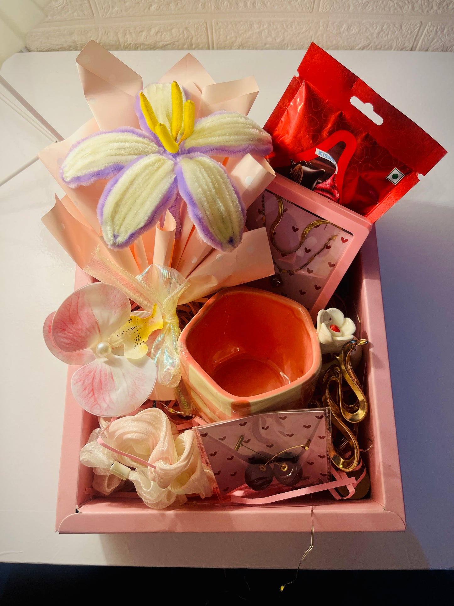 HEER MINI HAMPER BOX