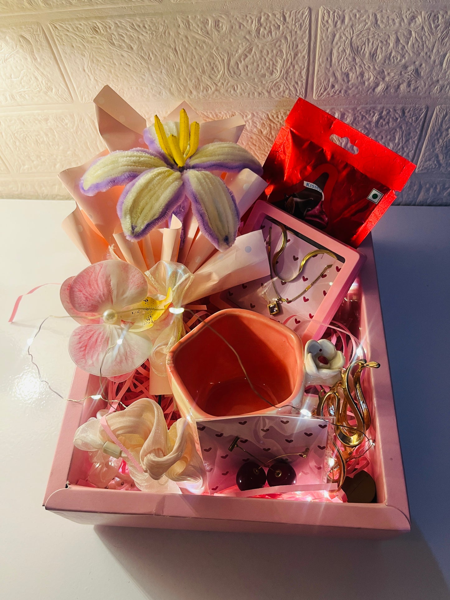 HEER MINI HAMPER BOX