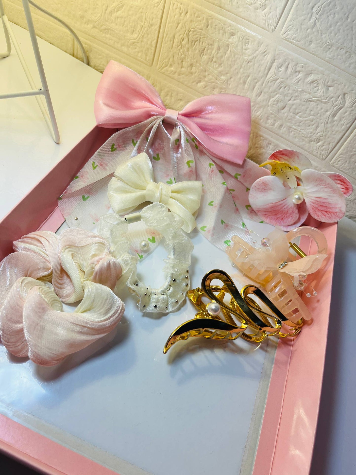 HEER LUXE HAMPER